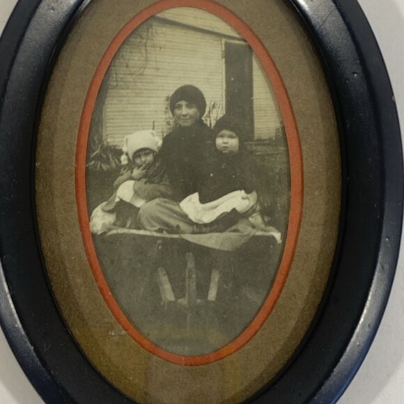 Vintage Miniature Framed Original Photograph Portrait Mother & Children 4.5” - Picture 2 of 4